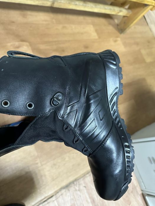 Мужской обувь берцы