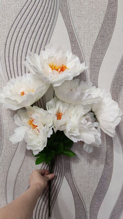 Продам цветы искусственные