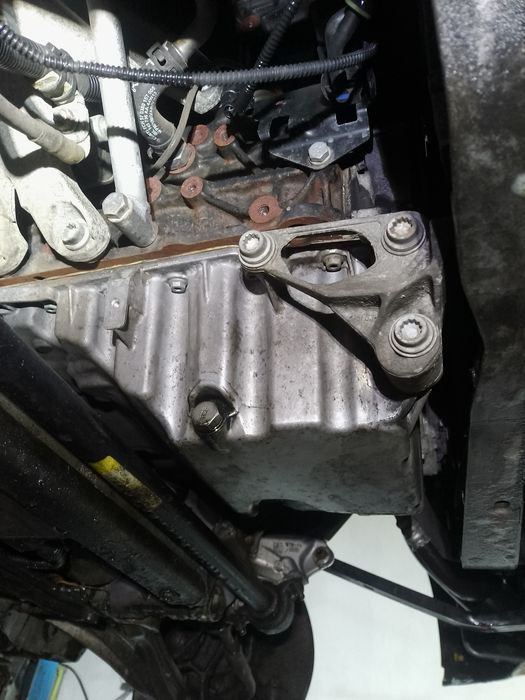 Baie ulei Audi A4 B8 2.0 CAGA A4 / A5 / A6 /Q5