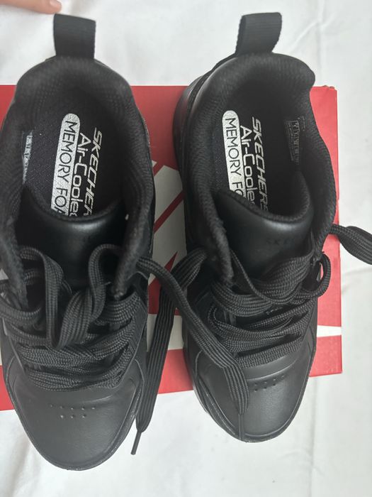adidasi Skechers marimea 32