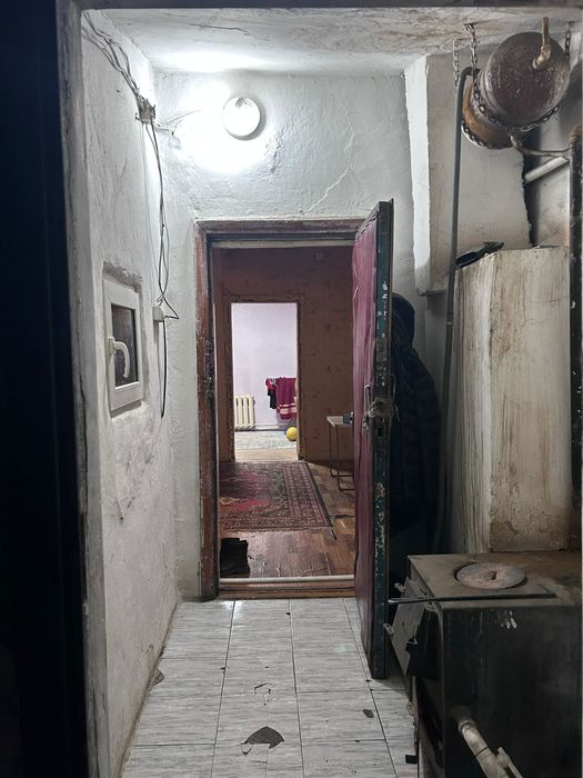 Продам квартиру барачного типа