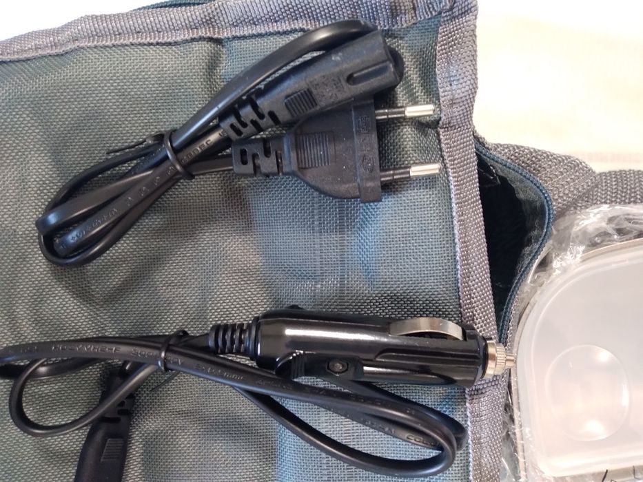 Cutie electrică, pentru prânz încălzitor, 2 compartimente portabil,cu tacâmuri.