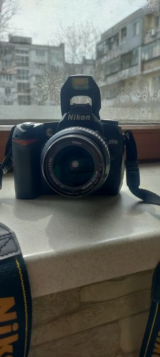 Nikon D70s, обектив 18-55мм