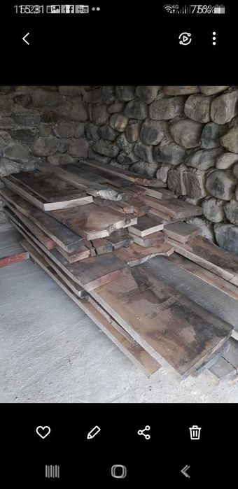 De Vanzare Parchet + Cherestea uscata natural 10 ani,esența NUC 50 mm