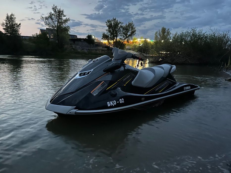Гидроцикл Yamaha VX-1800-M