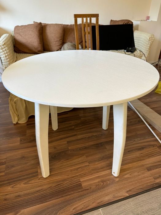 Стол кухонный