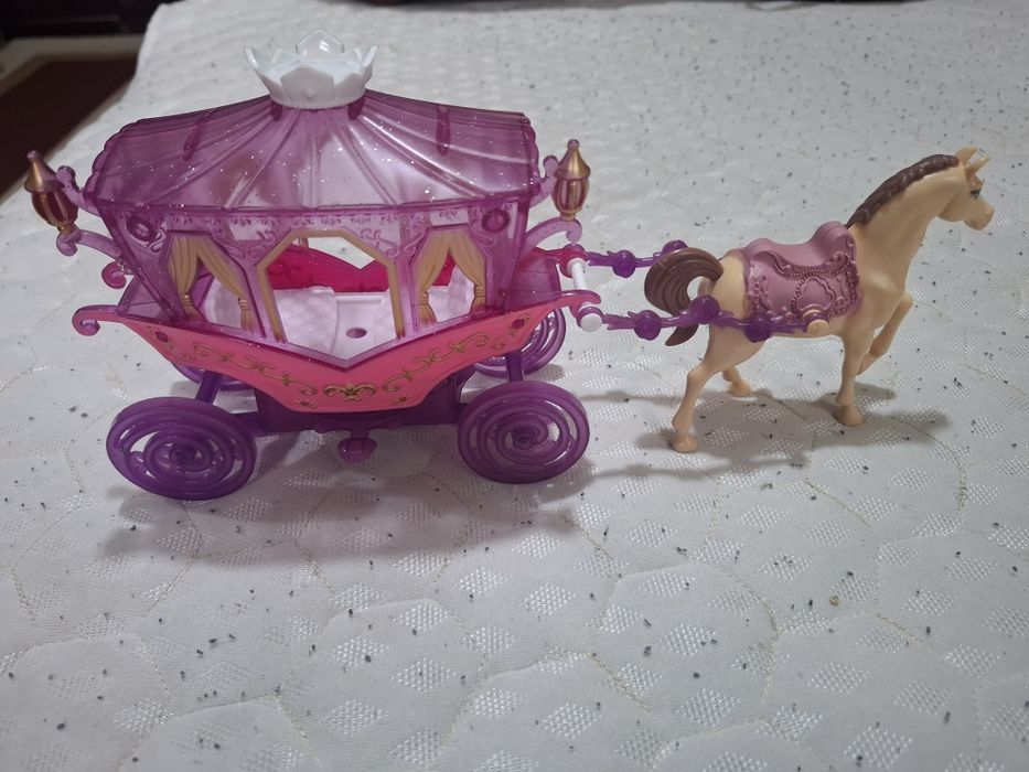 Игрушки разные.   .
