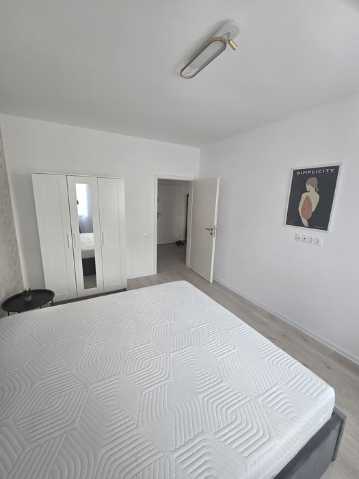 De inchiriat apartament 2 camere Qualis