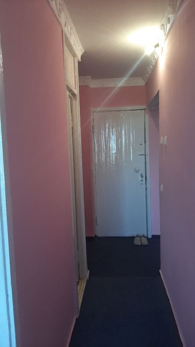 Сдаётся 1 ком кв.В 3 микрорайоне.