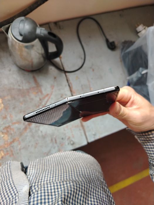 Z fold 3 12/256 1 sim