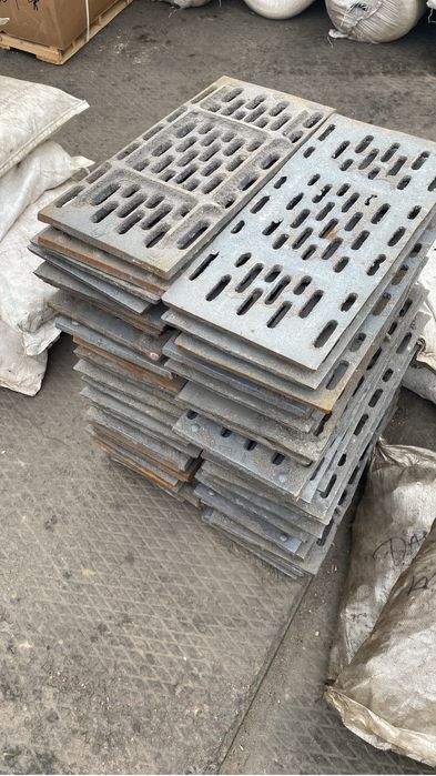 Плита чугунный половинка !