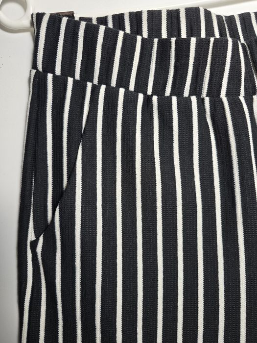 Pantaloni LC Waikiki