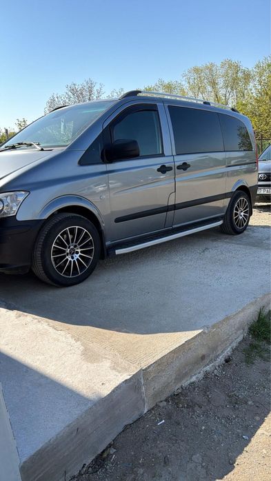 Transfer Aeroport Inchiriez Mercedes Vito    Airport Transfer Rent a Mercedes Vito