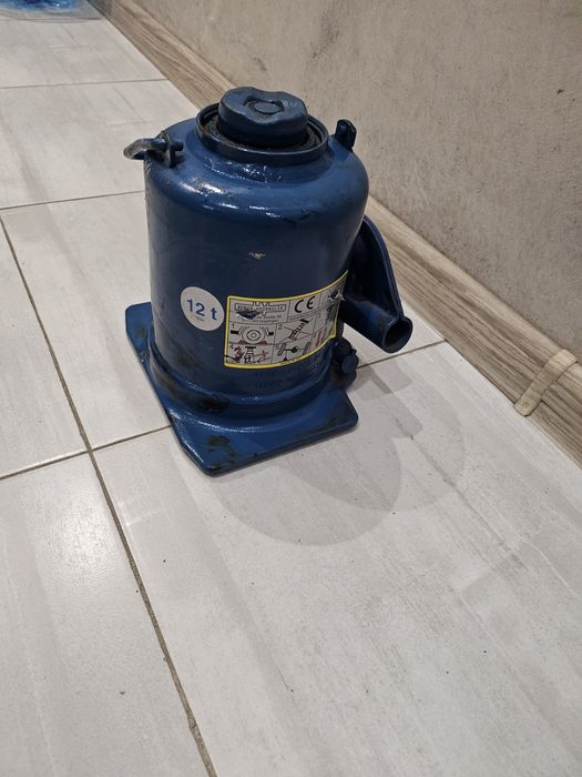 Крикове! Крикове!