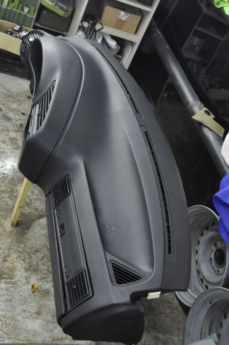 Панель передняя салона (торпедо) BMW e36