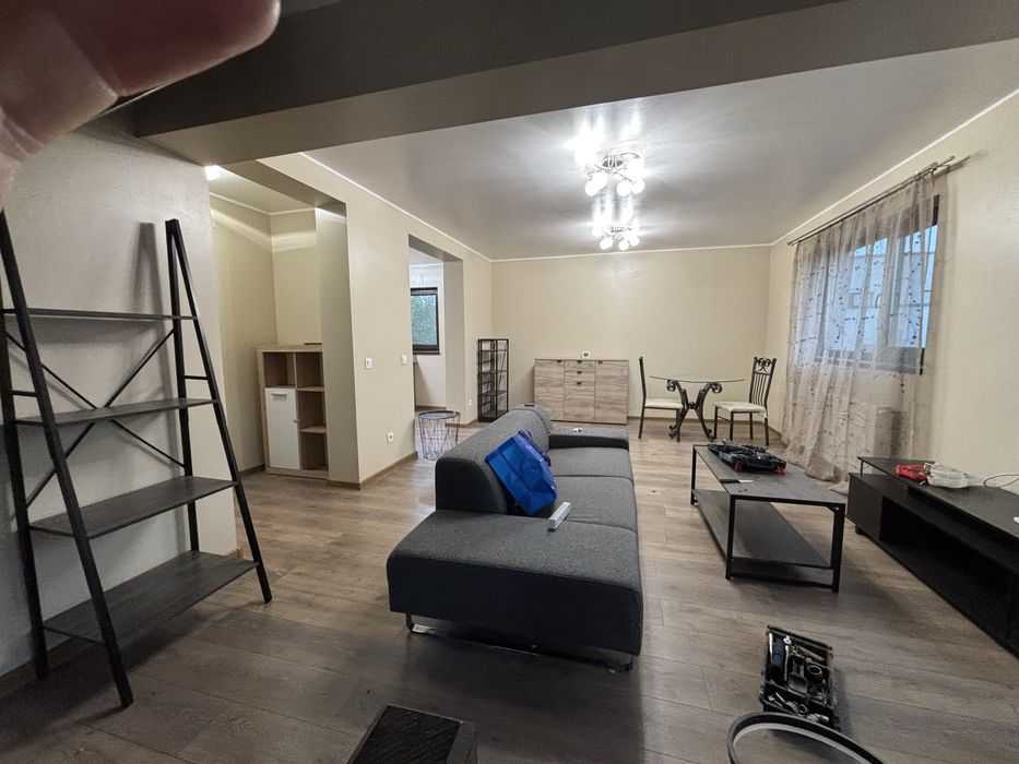 Pf. Se ofera spre inchiriere Apartament la casa