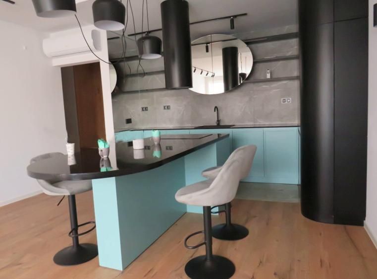 Дава се под наем Тристаен апартамент в София, Кръстова вада - 116 кв.м за 1500 € - Снимка #1