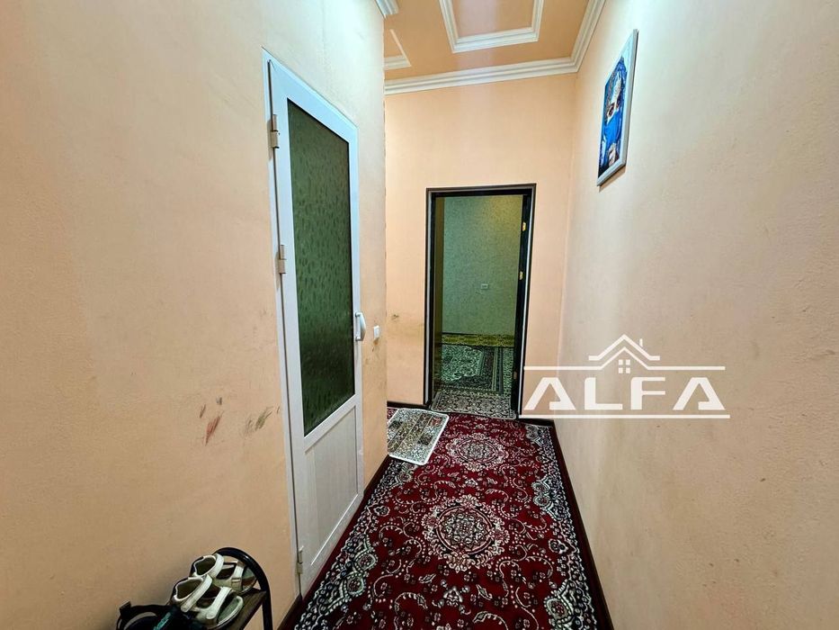 32000$ Konechka Masjid oldida. 1 xonalik 3 etaj 5 etajli dom.Pul zarur