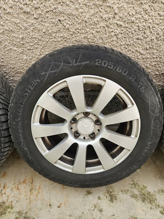 Гуми с джанти 16 цола оригинални Мерцедес