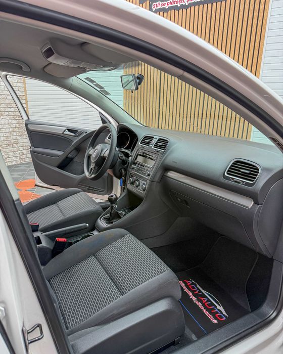 VOLKSWAGEN Golf 2010 — imagine 5