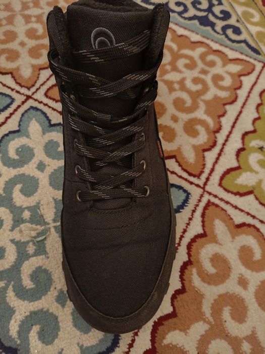 Зимние кроссовки