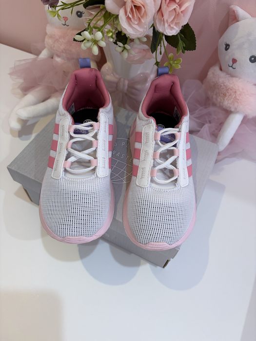 Маратонки за момиче Adidas