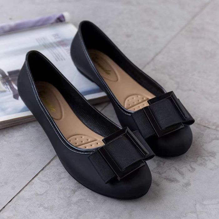 -Самая удобная обувь!!! Резиновые туфельки.