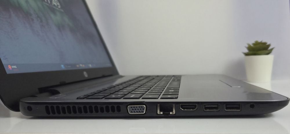 Топ HP 250 G5 i7 / 16GB RAM / 256GB SSD / Full HD
