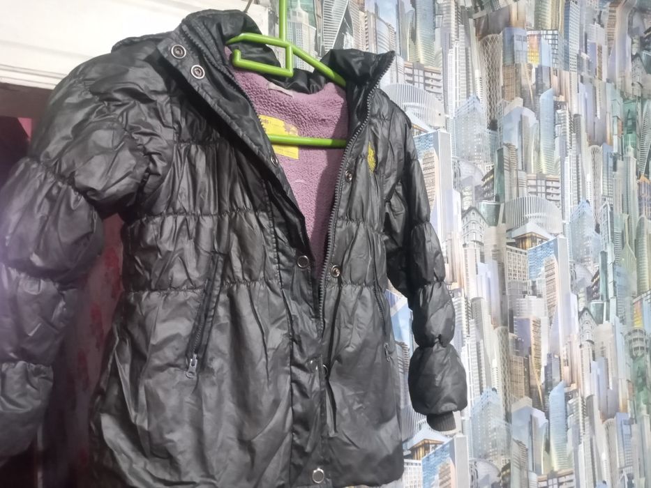 Продам куртку для мальчика детская