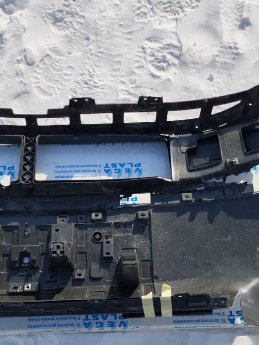 Передний бампер от LiXiang restyling 2025