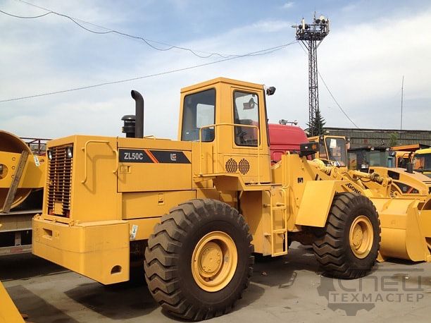 Услуги погрузчика 3 куба