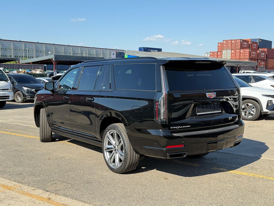 Cadillac 2026 ESCALADE ESV