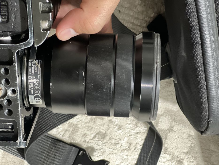 Sony 18-105 F4 G master обектив