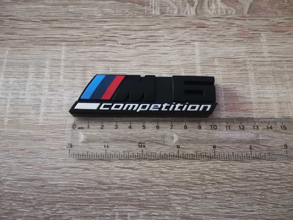 Предна решетка черна емблема BMW M6 Competition