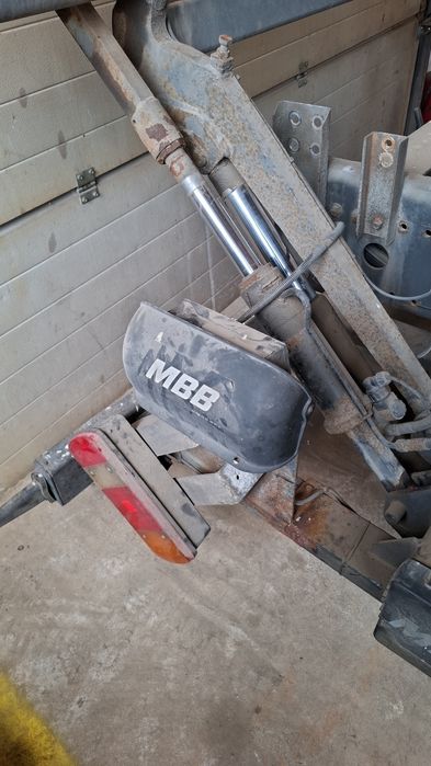Trapa lift hidraulic camion