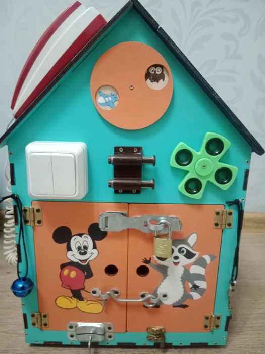 Продается бизидомик