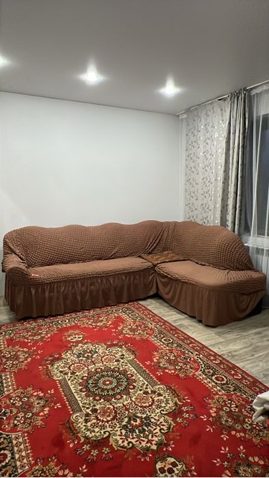 Продам диван угловой