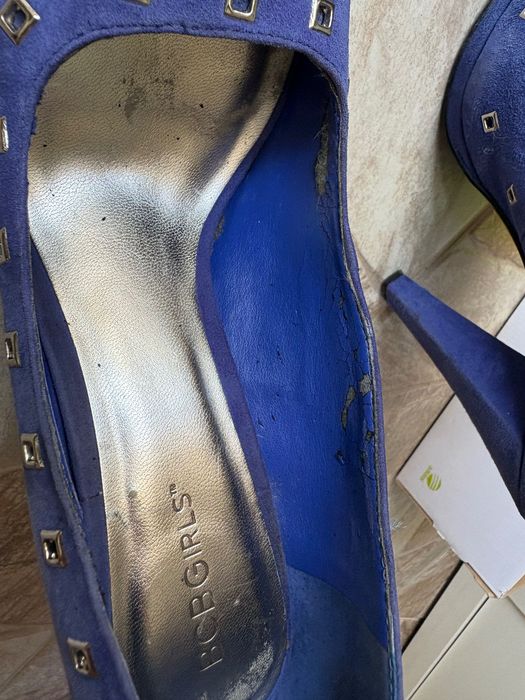 Дамски обувки на висок ток BCBGMaxazria girls - естествен велур