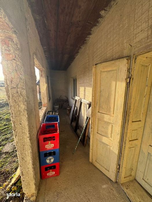 Doua case pe acelasi teren, 180 mp utili, 25 ari, Șindresti