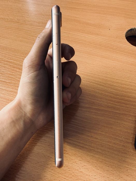 Iphone 8 plus в хорошем состаяние