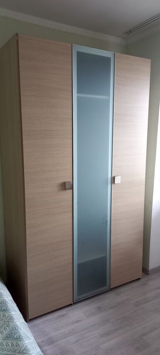 Продам спальный гарнитур(самовывоз)