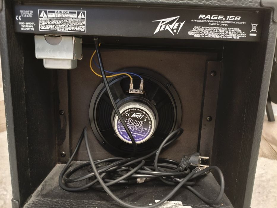 Продам Электро гитару