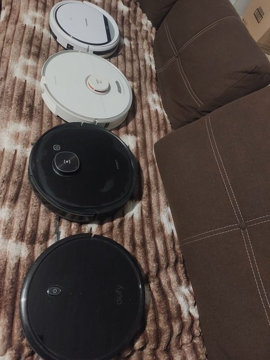 Aspirator robot  .