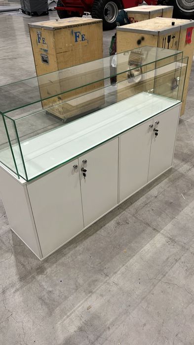 Продам тумбы рессепш есть доставка