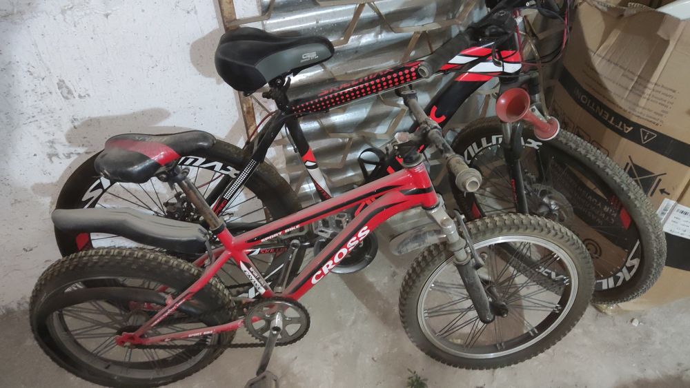 продается  велик сос хороши. Коттаси сотилди кичкинаси бор