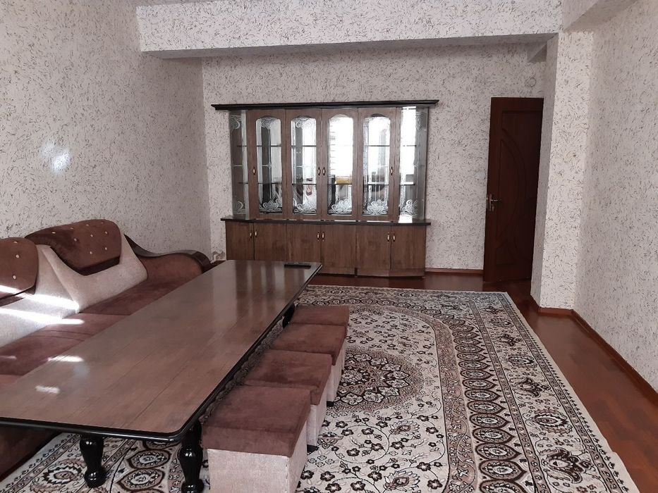 Додо пицца. Корзинка олдида Янги курилган Дом.