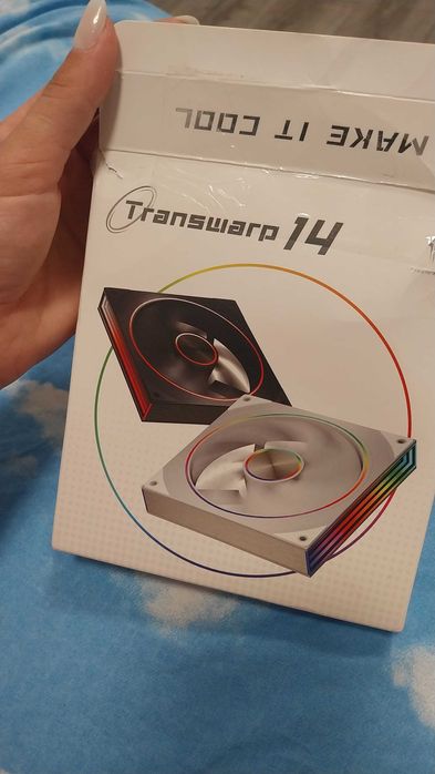 Ventilator ARGB de 140 mm, design cu oglindă infinită, 5V, 3 pini