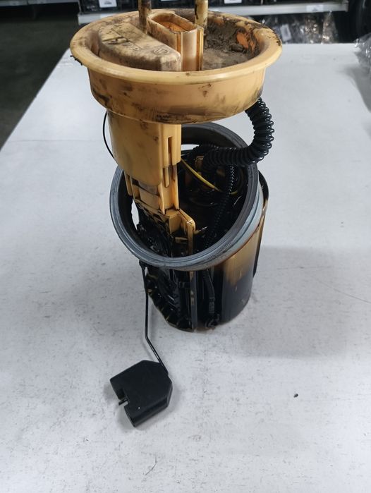 Pompa Combustibil Volkswagen Transporter V Box 7Ha, 7Hh, 7Ea, 7Eh 2003