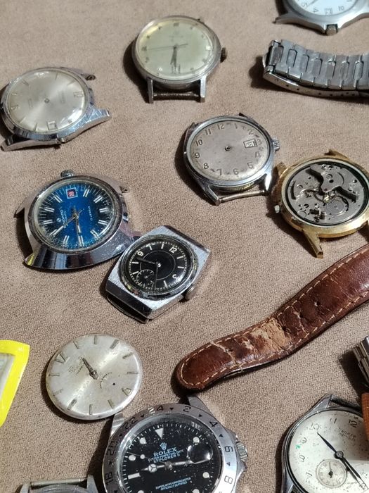 Lot cadrane  și mecanisme ceasuri