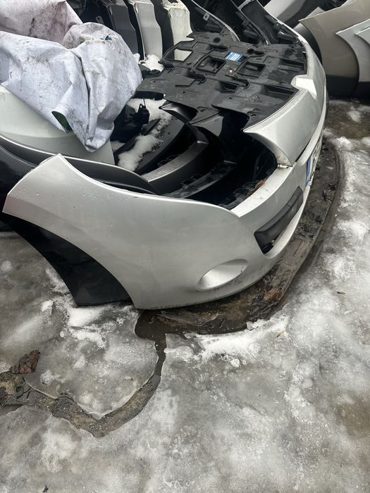 megane 3 bara fata  si alte piese